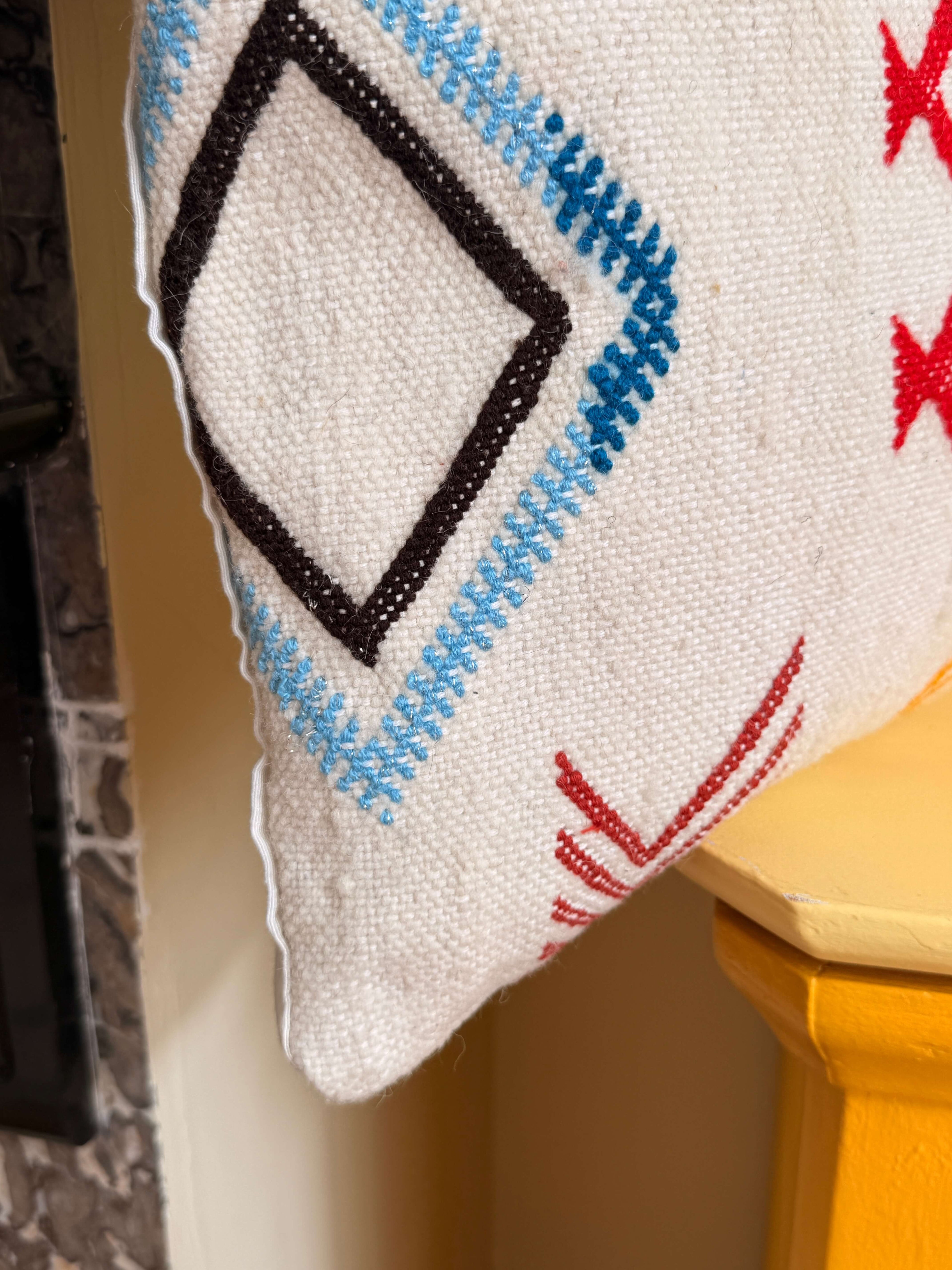 Housse de Coussin Amazighe | Laine Tissée Main | PW42
