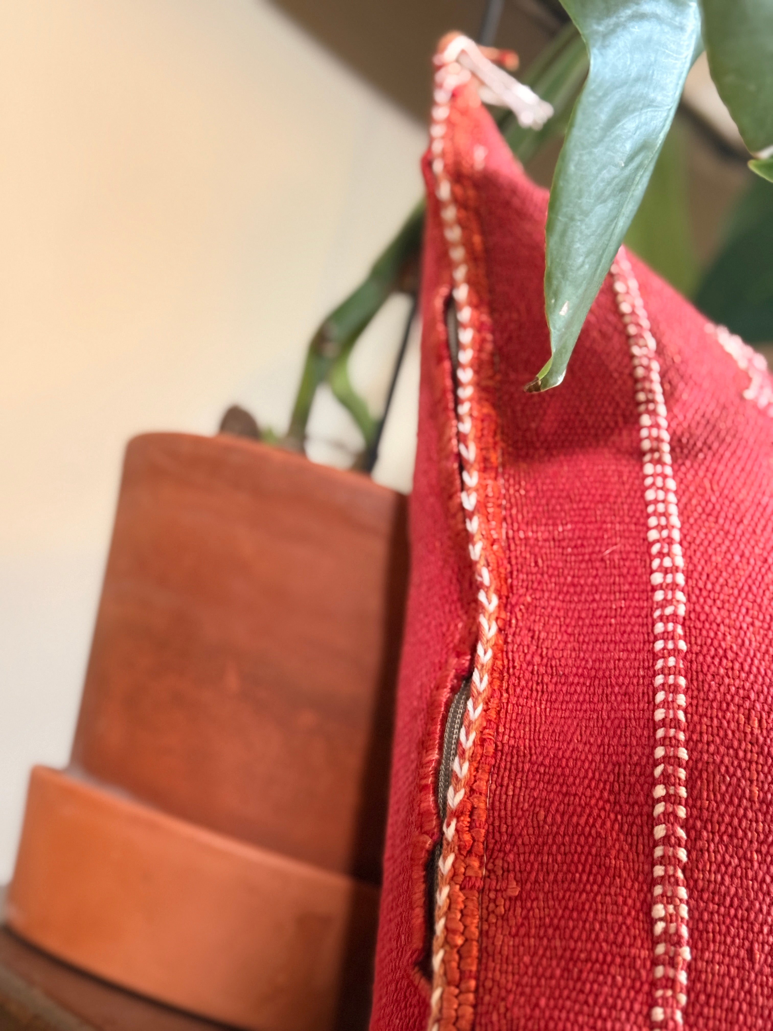 Handmade Moroccan Amazigh (Berber) Silk Pillow Cover - Tribal Embroidered Cushion - Tissire Atelier - SilkPillowCover-5