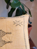 Handmade Moroccan Amazigh (Berber) Silk Pillow Cover - Tribal Embroidered Cushion - Tissire Atelier - SilkPillowCover-4