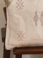 Handmade Moroccan Amazigh (Berber) Silk Pillow Cover - Tribal Embroidered Cushion - Tissire Atelier - SilkPillowCover-4