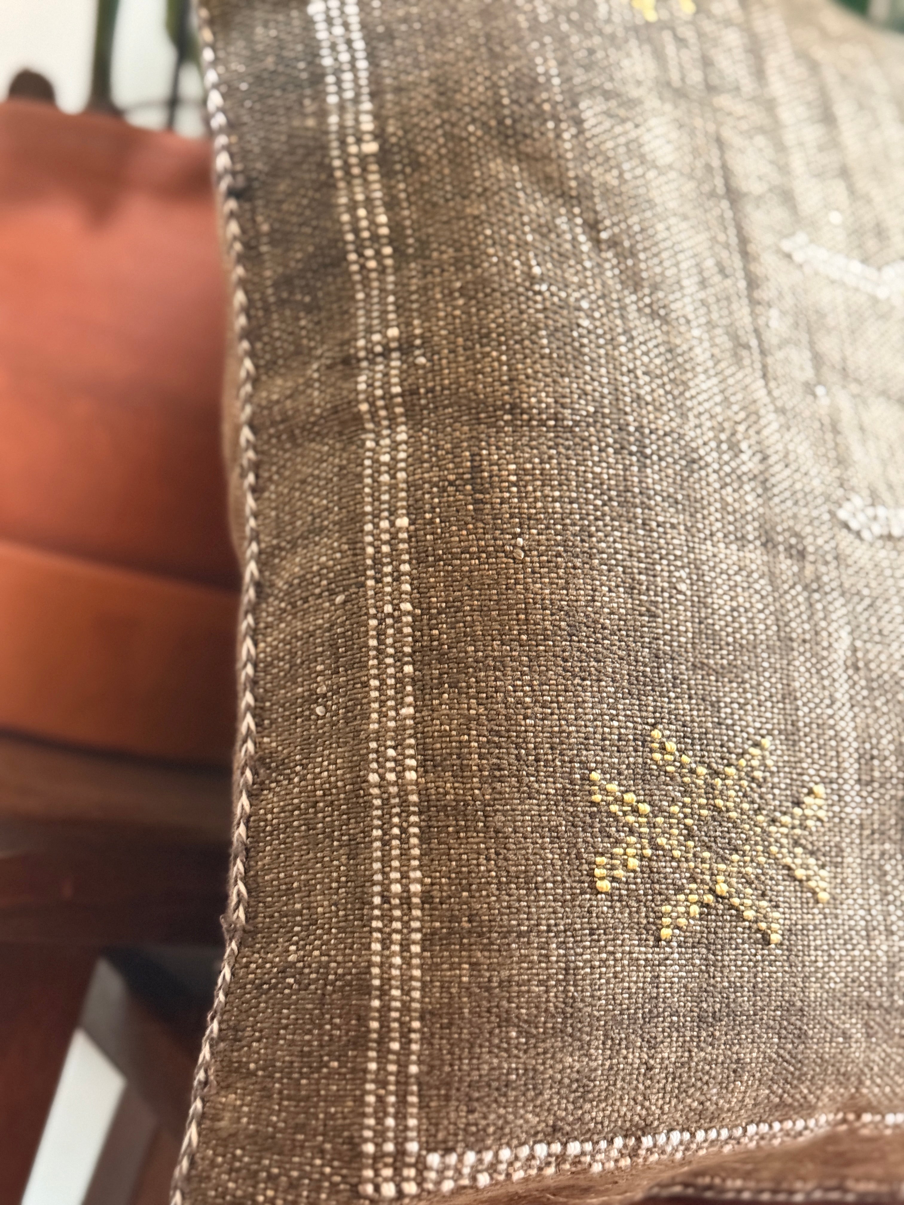 Handmade Moroccan Amazigh (Berber) Silk Pillow Cover - Tribal Embroidered Cushion - Tissire Atelier - SilkPillowCover-4