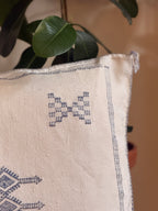 Handmade Moroccan Amazigh (Berber) Silk Pillow Cover - Tribal Embroidered Cushion - Tissire Atelier - SilkPillowCover-4