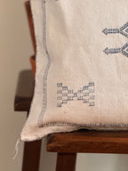 Handmade Moroccan Amazigh (Berber) Silk Pillow Cover - Tribal Embroidered Cushion - Tissire Atelier - SilkPillowCover-4
