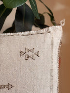 Handmade Moroccan Amazigh (Berber) Silk Pillow Cover - Tribal Embroidered Cushion - Tissire Atelier - SilkPillowCover-4
