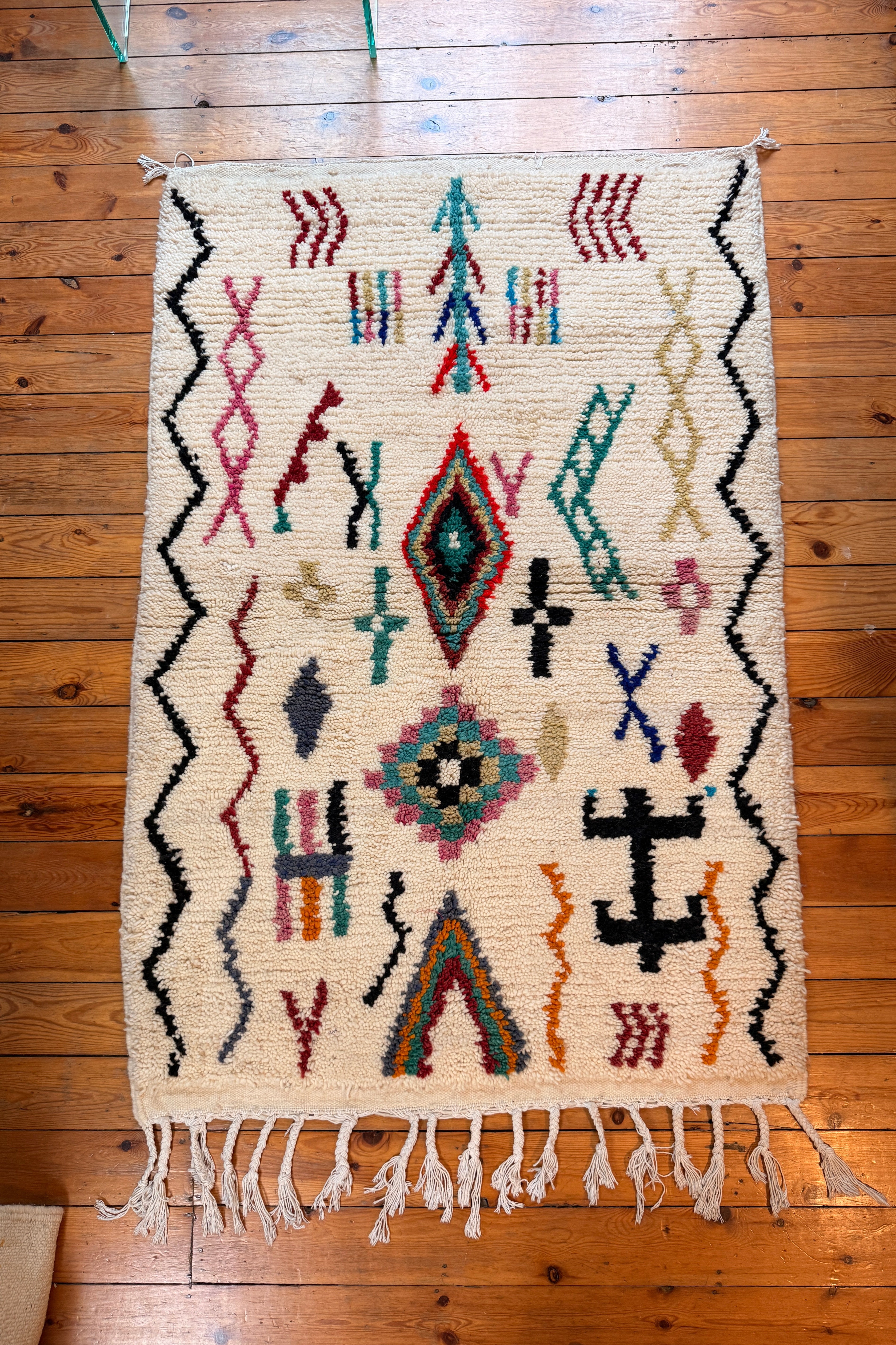 Amazigh (Berber) Rug - Cream with Symbols - Moroccan Wool Rug - Tissire Atelier - 