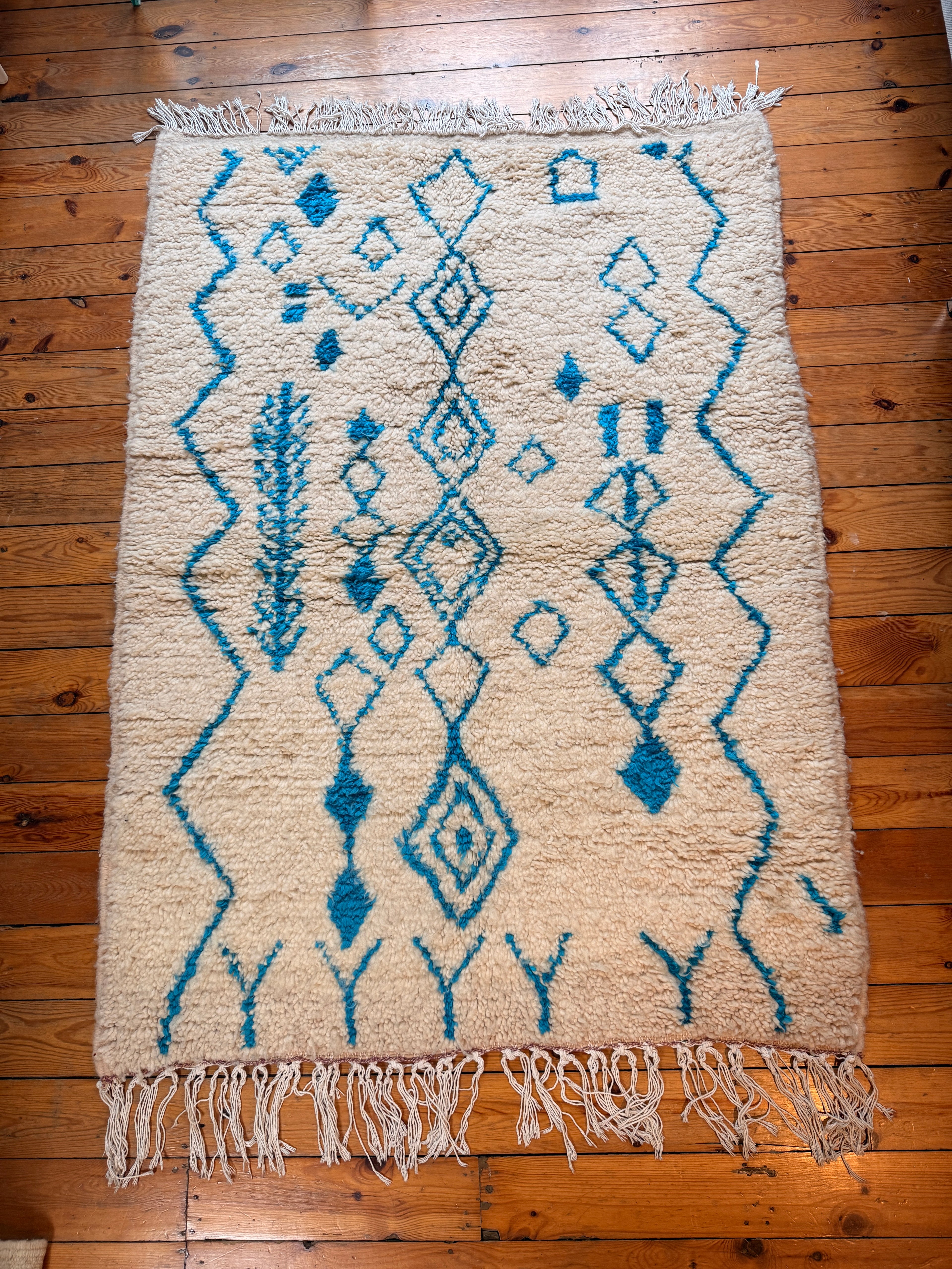 Amazigh (Berber) Rug - Cream with Blue Lines - Moroccan Wool Rug - Tissire Atelier - 