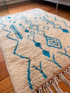 Amazigh (Berber) Rug - Cream with Blue Lines - Moroccan Wool Rug - Tissire Atelier - 