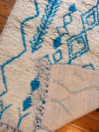 Amazigh (Berber) Rug - Cream with Blue Lines - Moroccan Wool Rug - Tissire Atelier - 