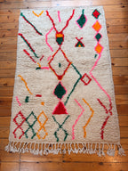 Amazigh (Berber) Rug - Cream with Colored lines - Moroccan Wool Carpet - Tissire Atelier - 