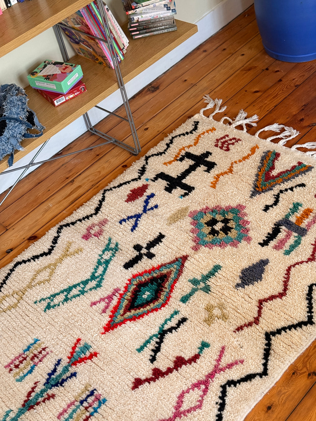 Amazigh (Berber) Rug - Cream with Symbols - Moroccan Wool Rug - Tissire Atelier - 