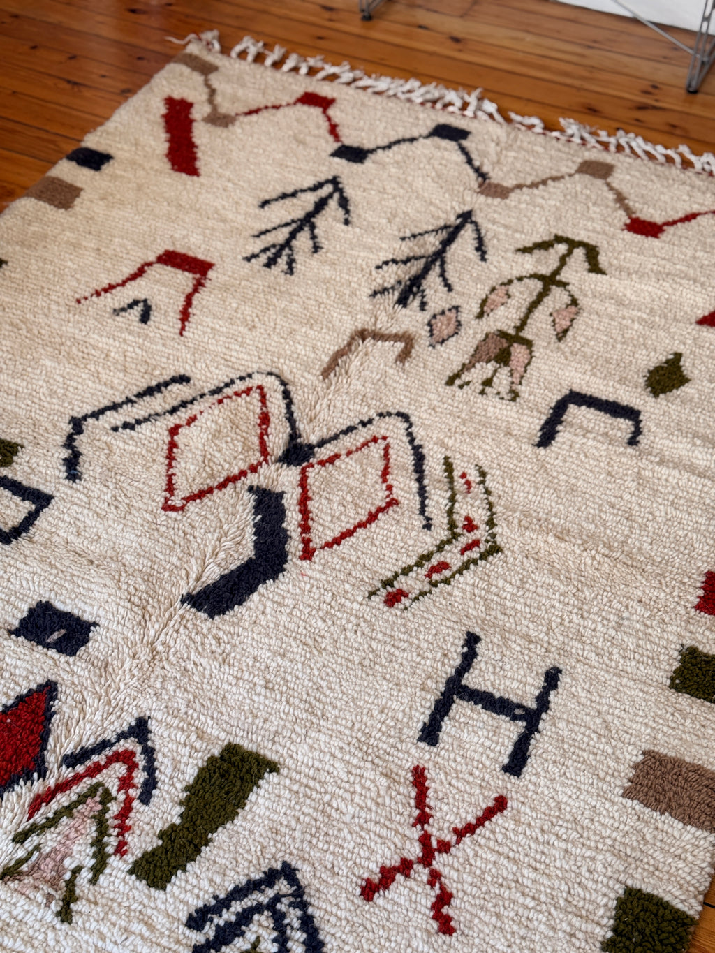 Large Amazigh (Berber) Rug - Cream - Moroccan Wool Carpet - Tissire Atelier - 