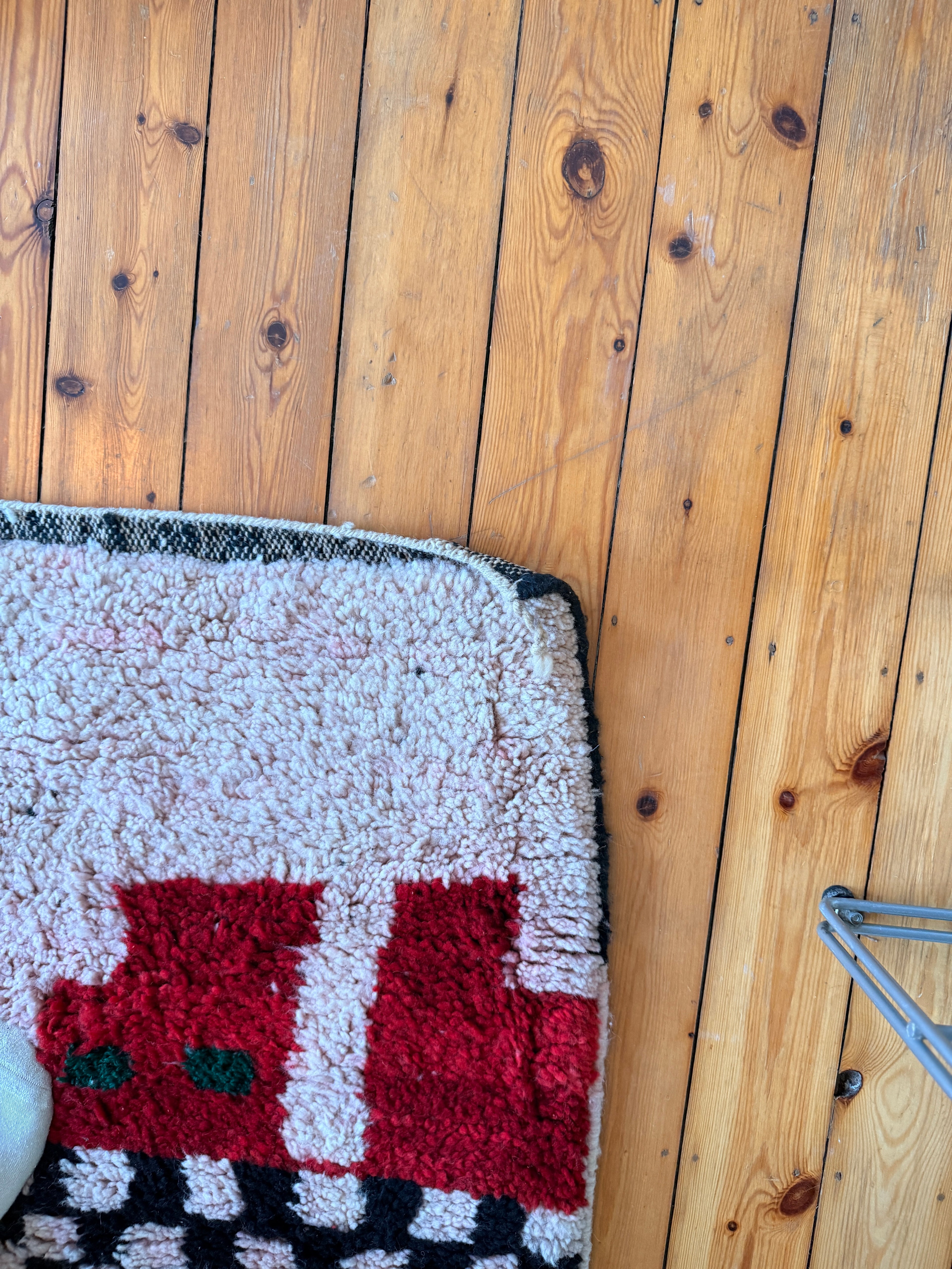 Amazigh (Berber) Rug - Red Tones - Moroccan Wool Carpet - Tissire Atelier - 
