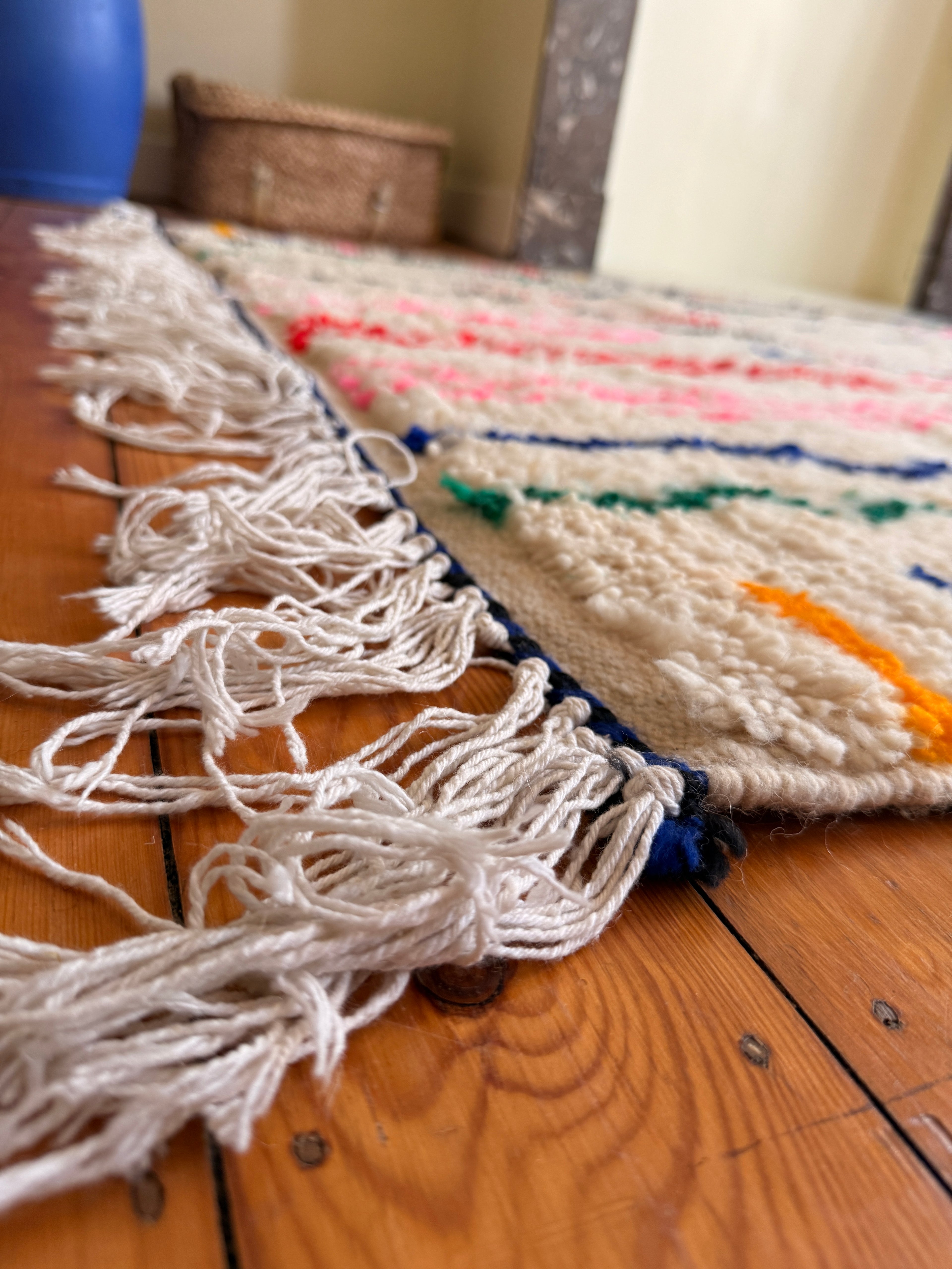 Large Amazigh (Berber) Rug - Cream with Lines - Moroccan Wool Carpet - Tissire Atelier - 