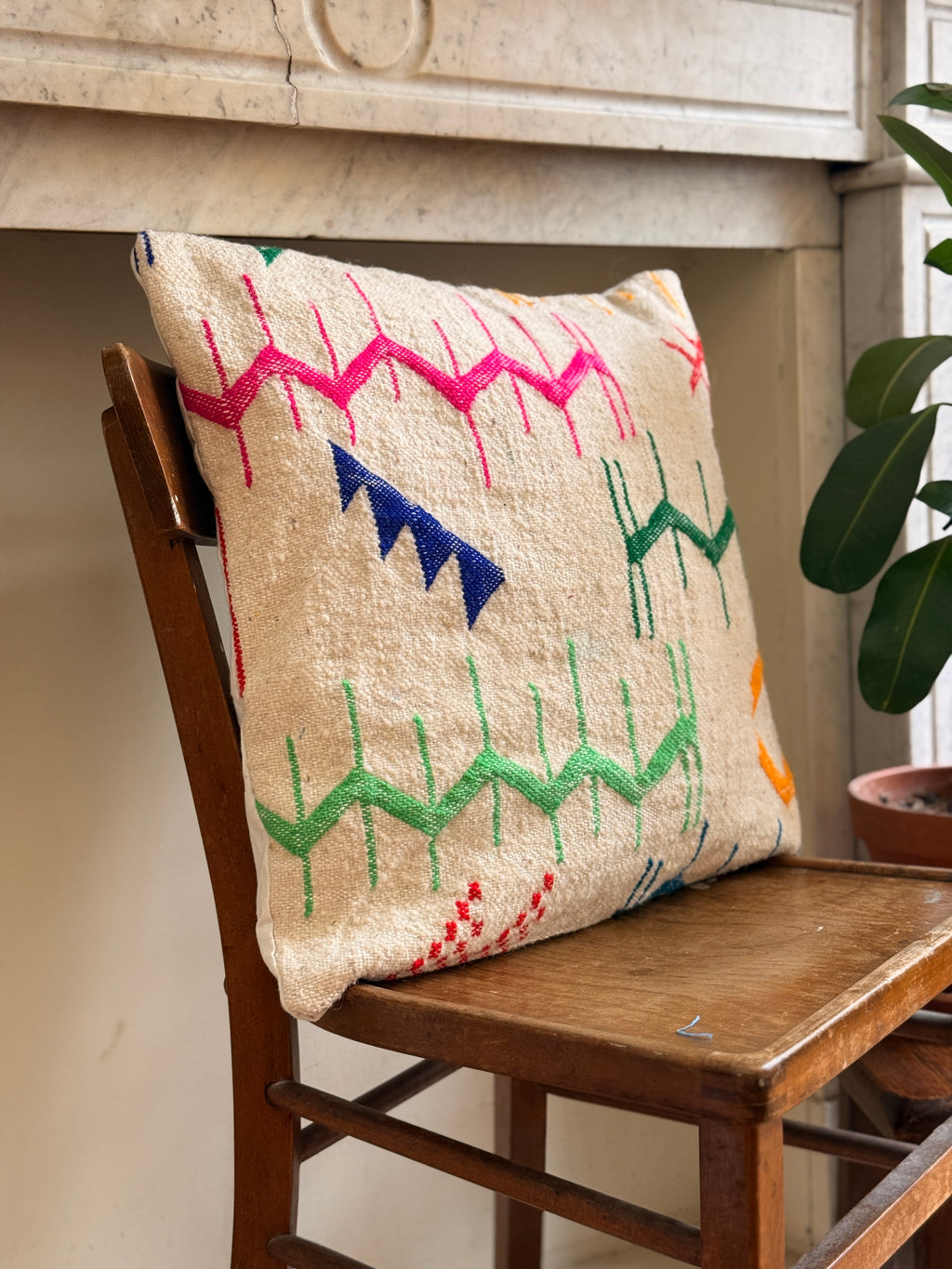 Moroccan Amazigh (Berber) Wool Pillow Cover | Hand - Embroidered Cushion Cover - Tissire Atelier - 