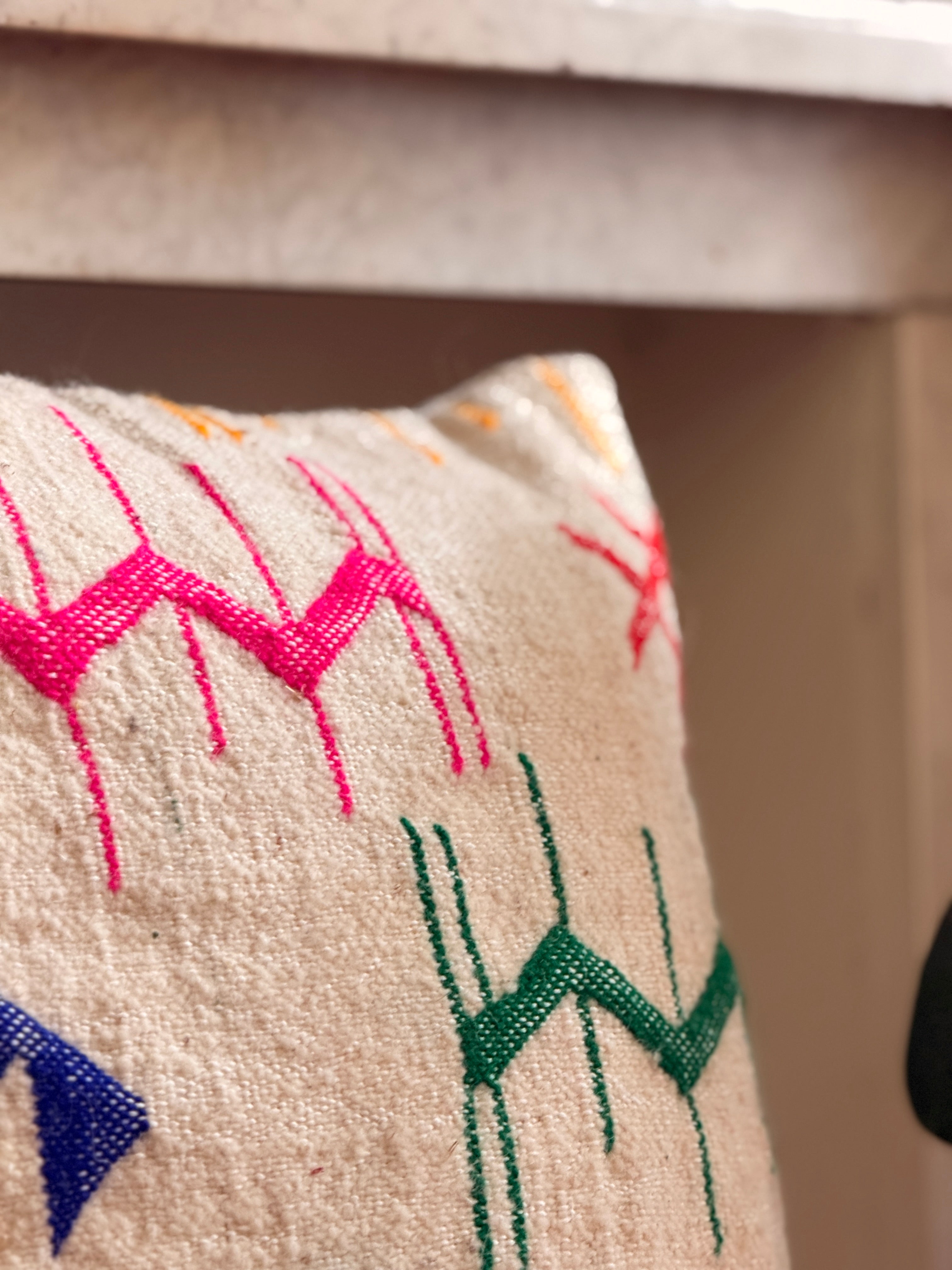 Moroccan Amazigh (Berber) Wool Pillow Cover | Hand - Embroidered Cushion Cover - Tissire Atelier - 
