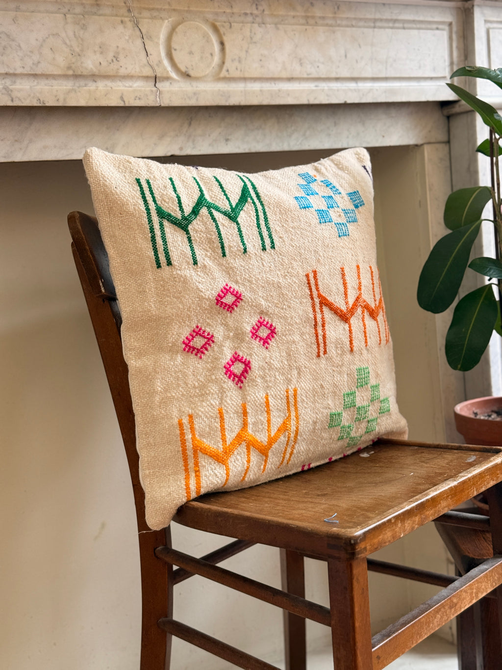 Moroccan Amazigh (Berber) Wool Pillow Cover | Hand - Embroidered Cushion Cover - Tissire Atelier - 