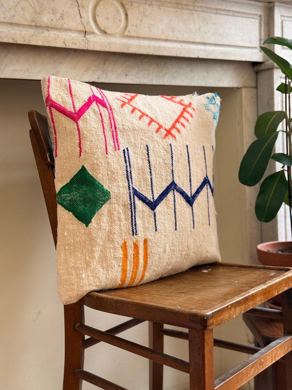 Moroccan Amazigh (Berber) Wool Pillow Cover | Hand - Embroidered Cushion Cover - Tissire Atelier - 