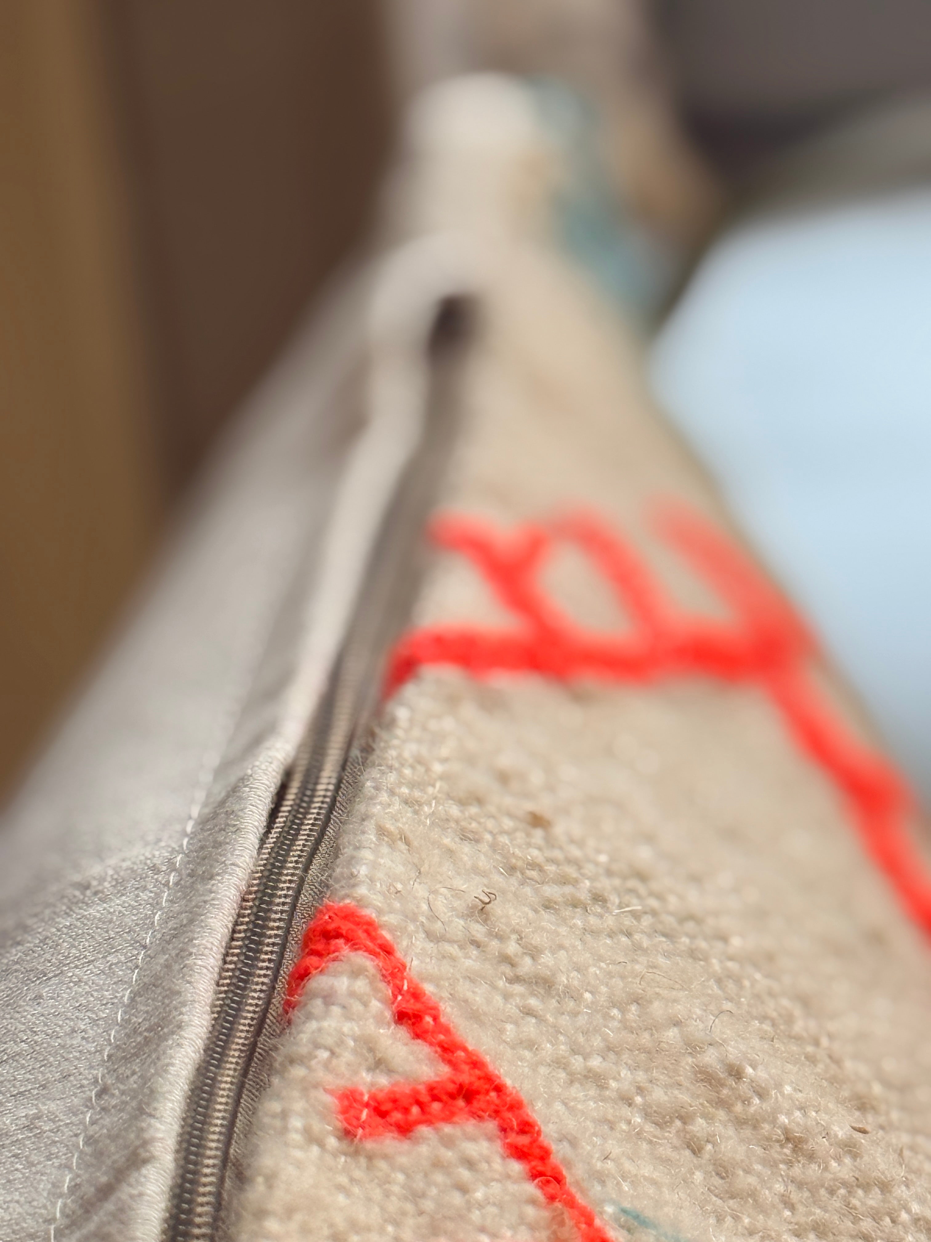 Moroccan Amazigh (Berber) Wool Pillow Cover | Hand - Embroidered Cushion Cover - Tissire Atelier - 