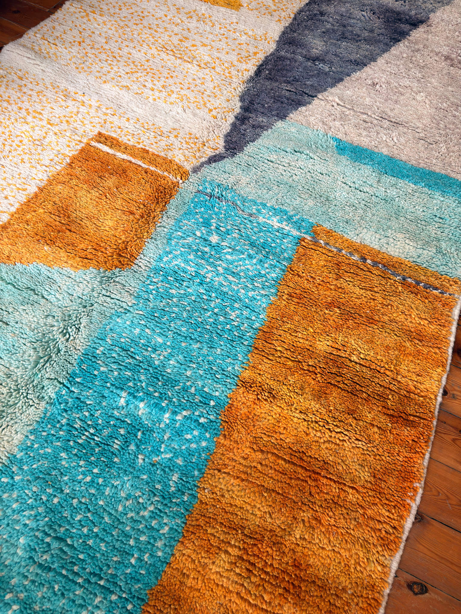 Aznag | Handwoven Berber Rug | Colour Block | Boujaad - Tissire Atelier - 