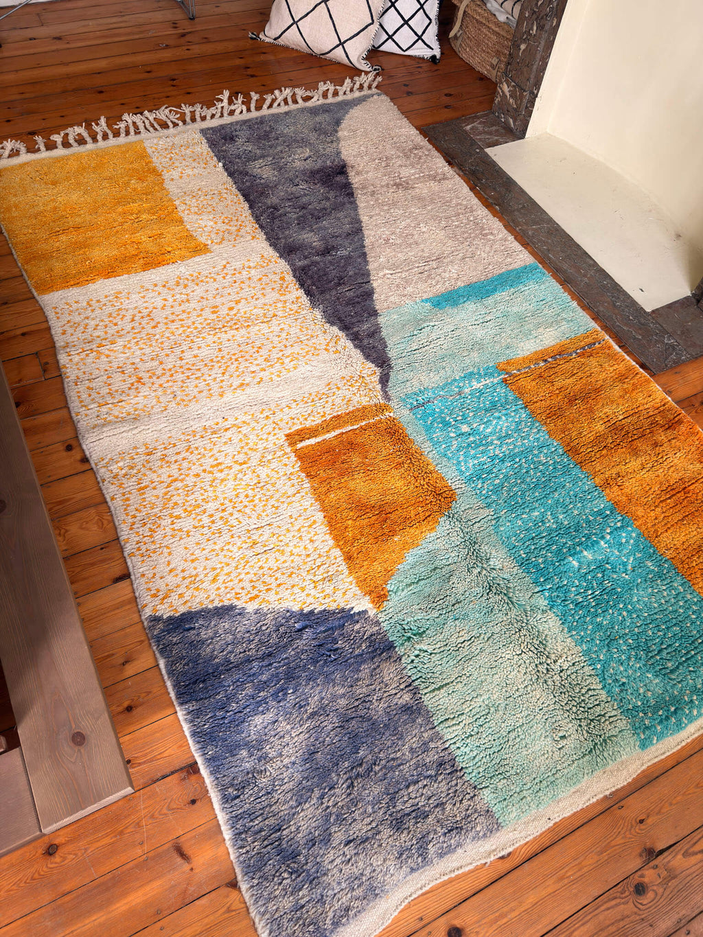 Aznag | Handwoven Berber Rug | Colour Block | Boujaad - Tissire Atelier - 