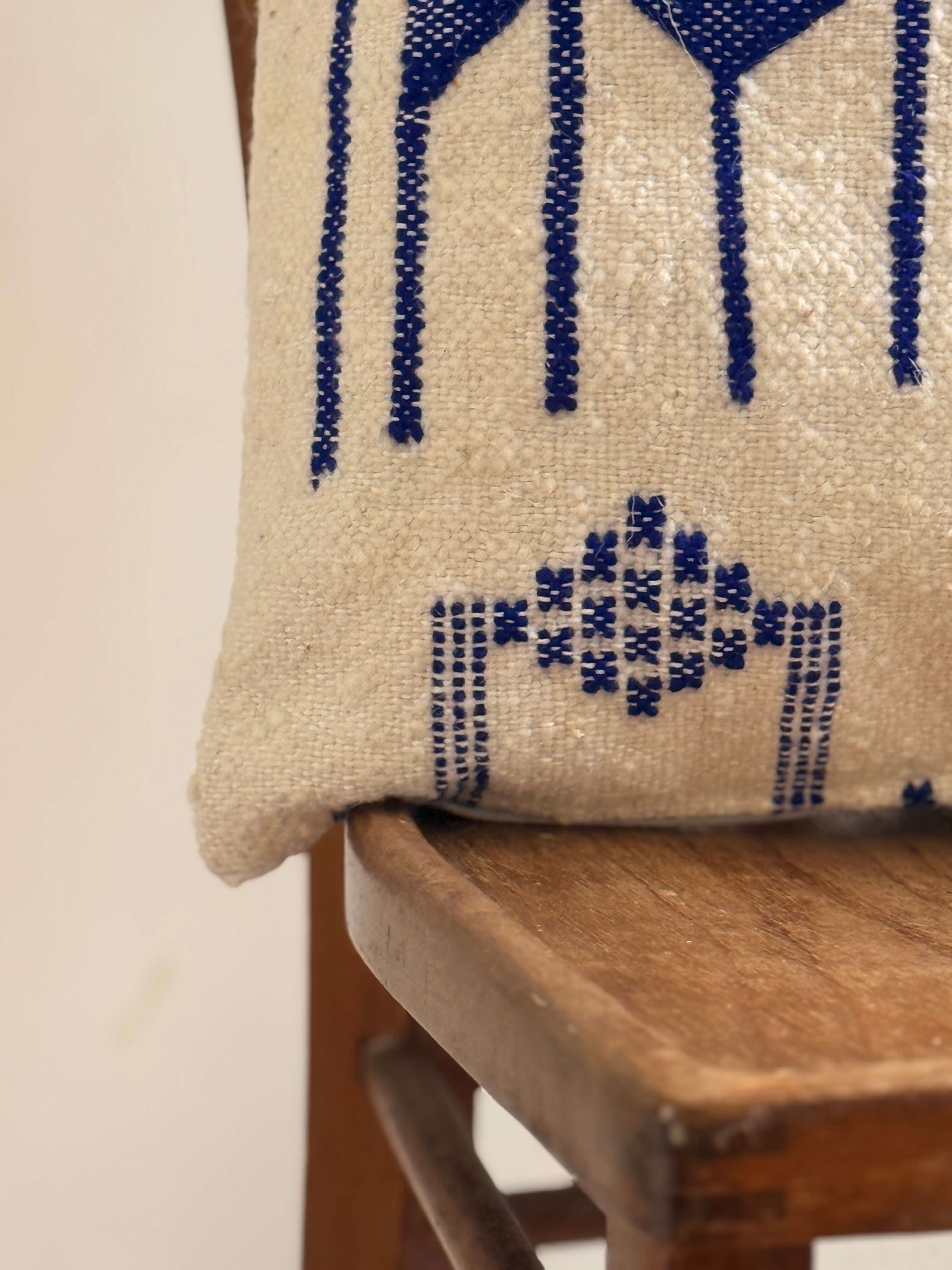 Amazigh Pillow Cover | Handwoven Wool | PW21 - Tissire Atelier - PW21
