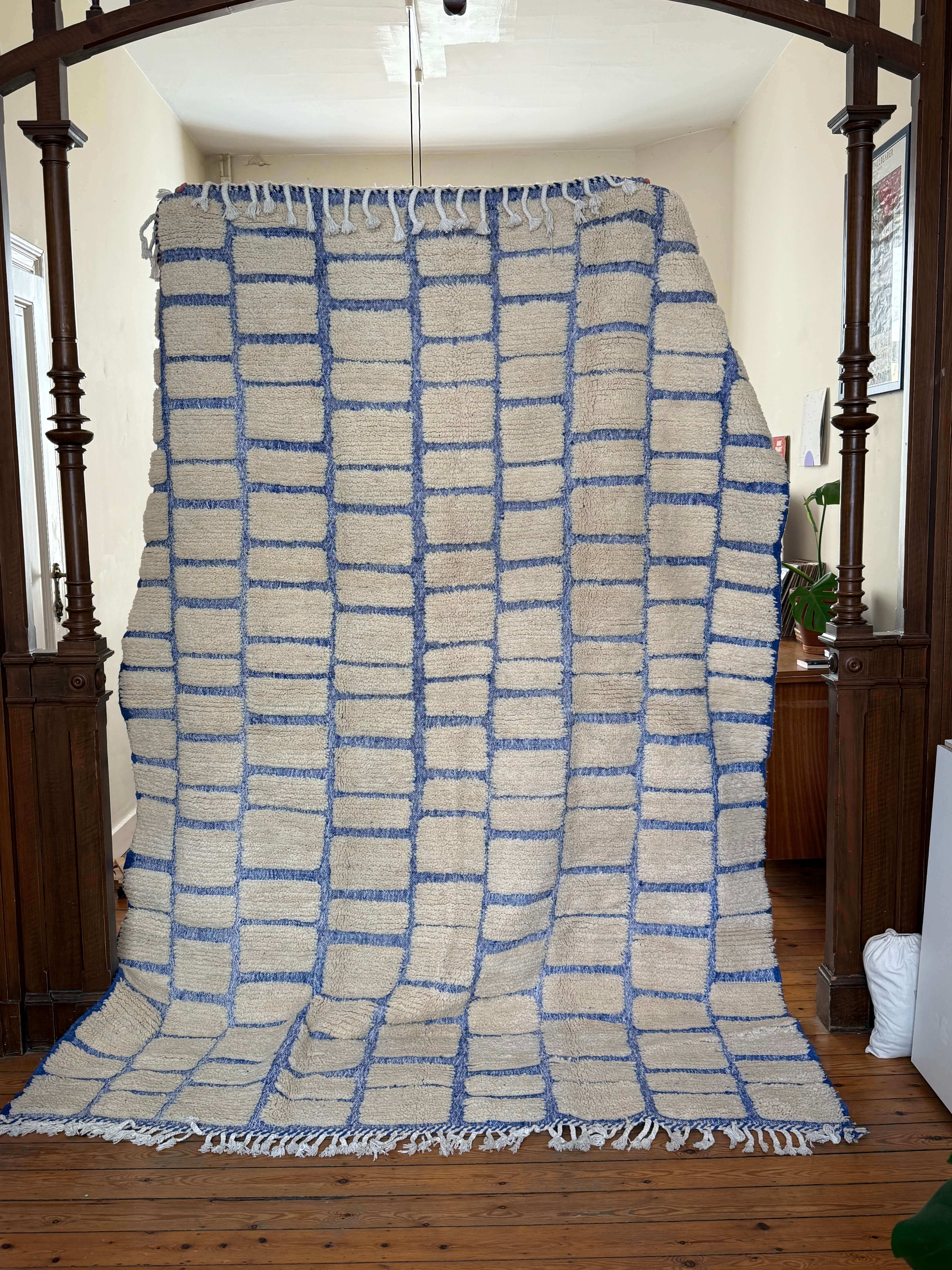 Azrag | Large Handwoven Beni Mrirt Rug | Cream and Blue - Tissire Atelier - 