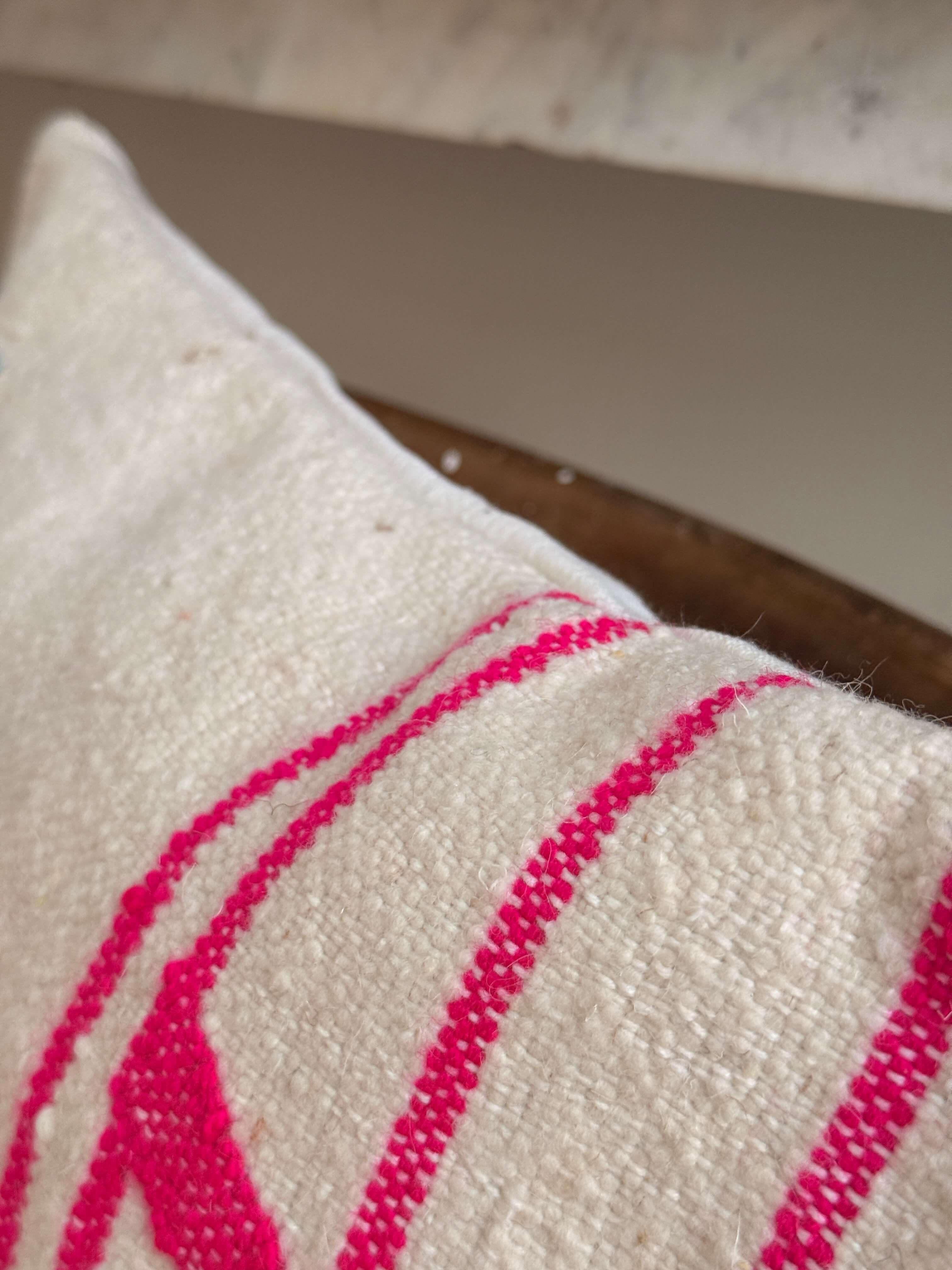 Amazigh Pillow Cover | Handwoven Wool | PW22 - Tissire Atelier - PW22