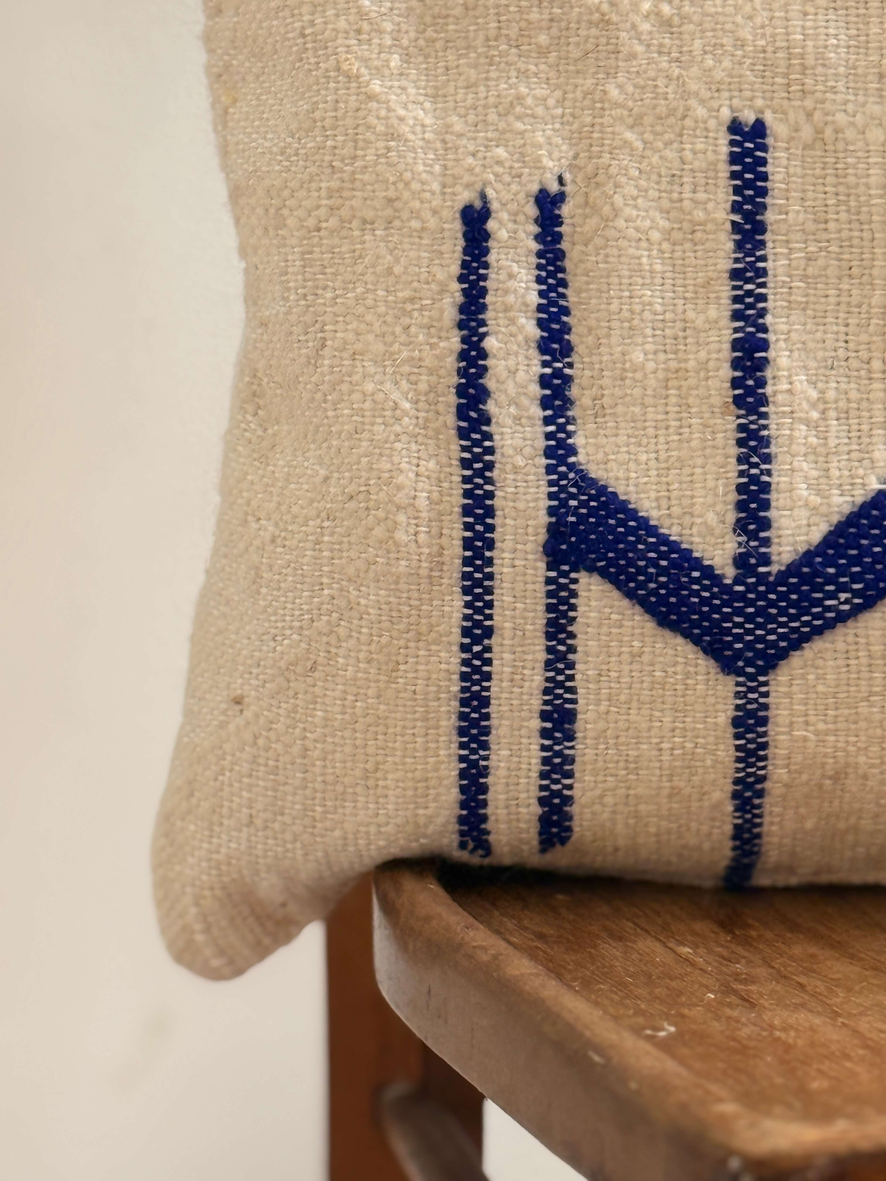 Amazigh Pillow Cover | Handwoven Wool | PW28 - Tissire Atelier - PW28