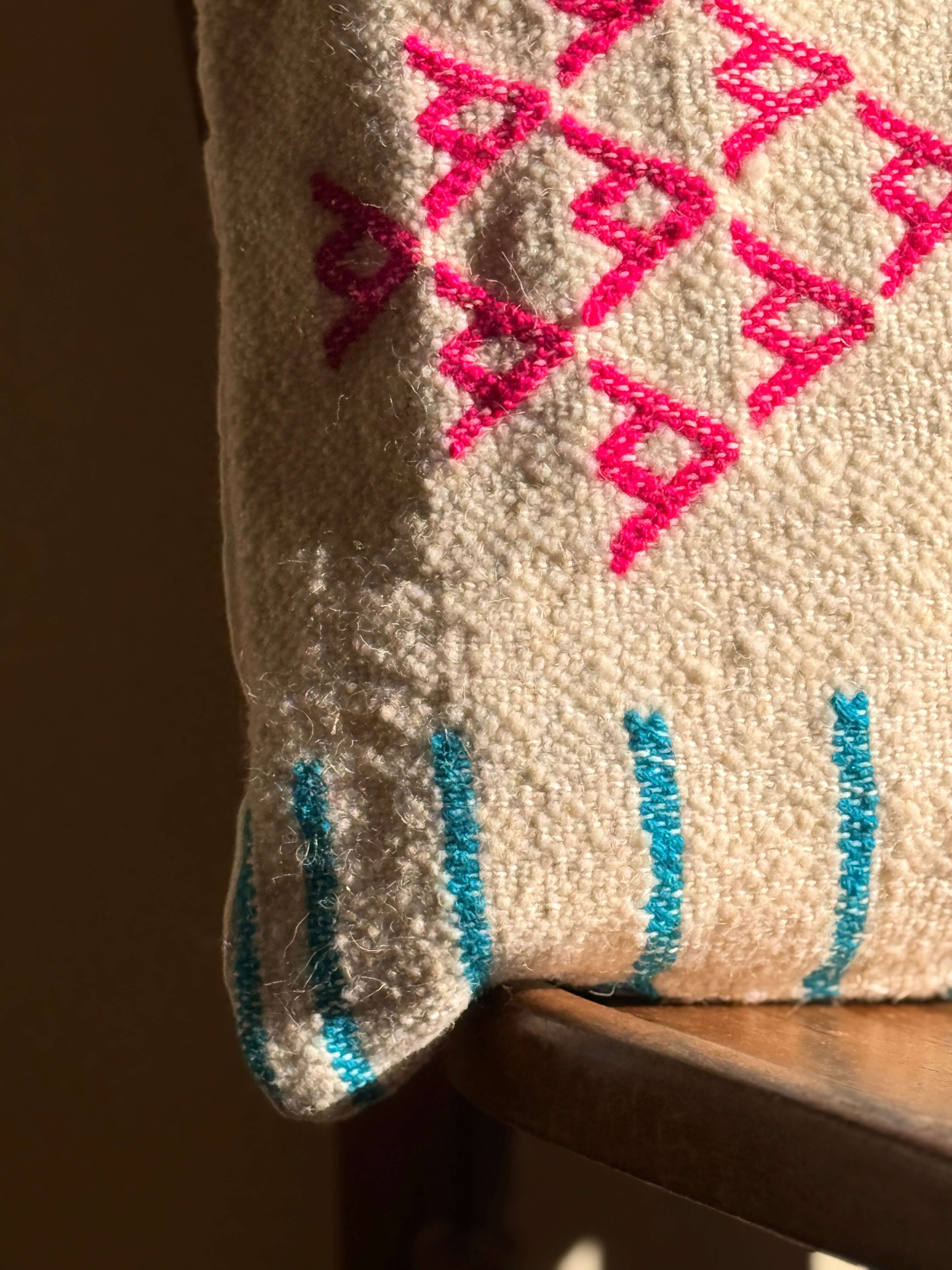 Amazigh Pillow Cover | Handwoven Wool | PW30 - Tissire Atelier - PW30