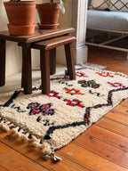 Izri | Handwoven Coloured Beni Ourain Rug | Ivory & Multicolour | Amazigh Berber Wool Carpet - Tissire Atelier - 
