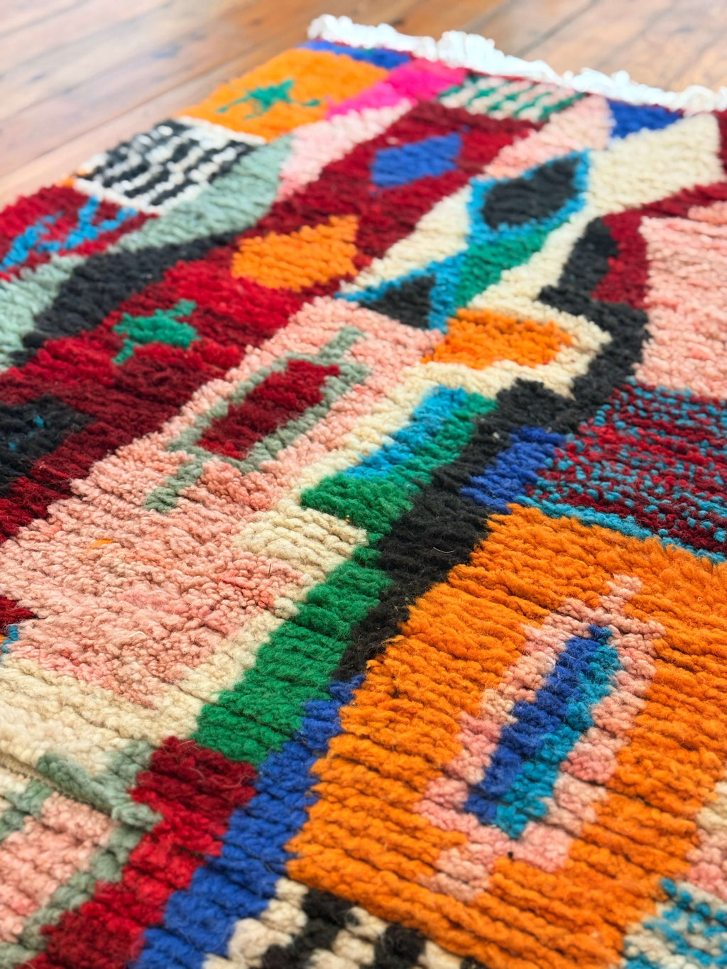 Tafat | Handwoven Boujaad Rug | Multi - Colour - Tissire Atelier - 
