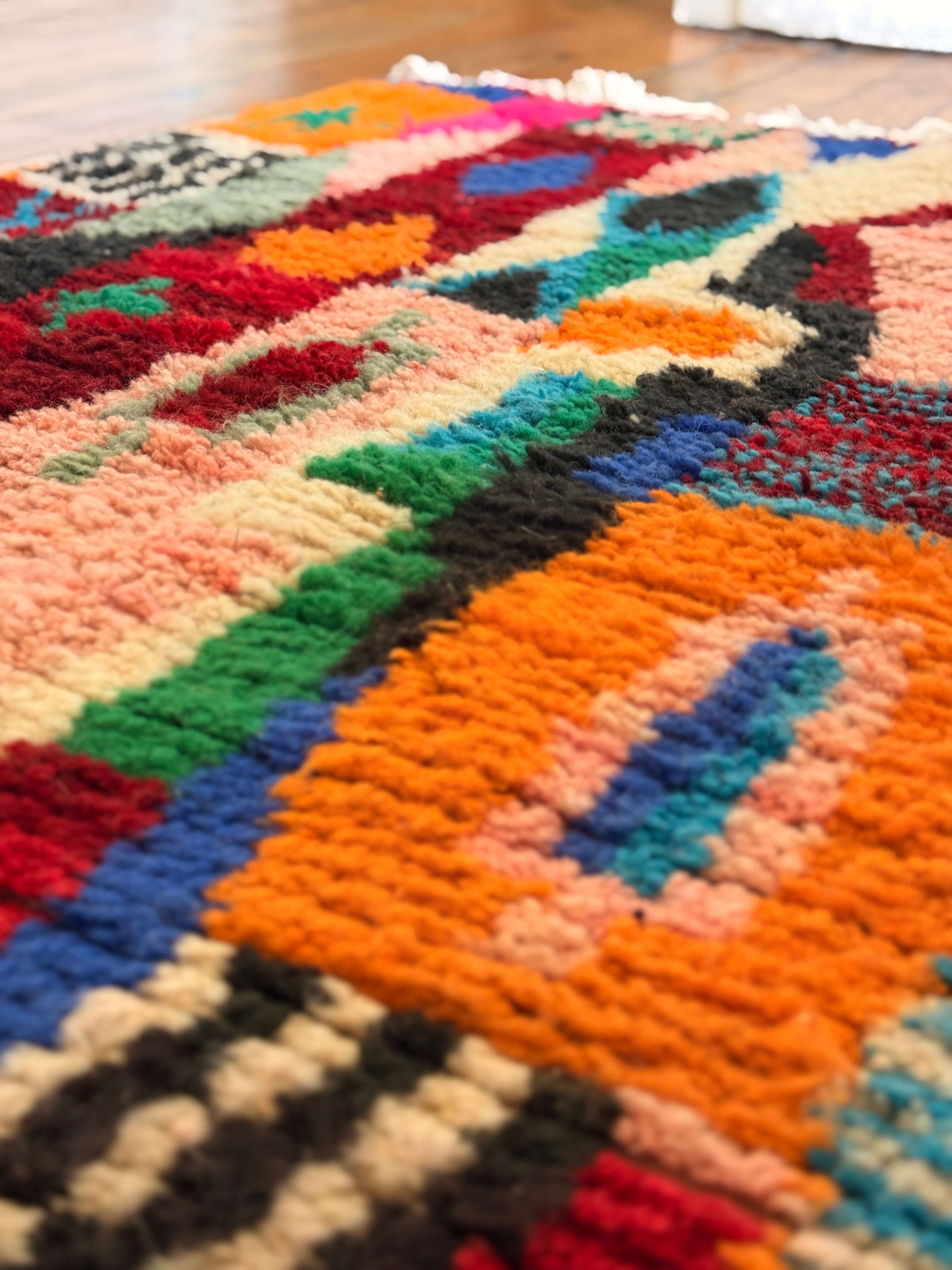 Tafat | Handwoven Boujaad Rug | Multi - Colour - Tissire Atelier - 
