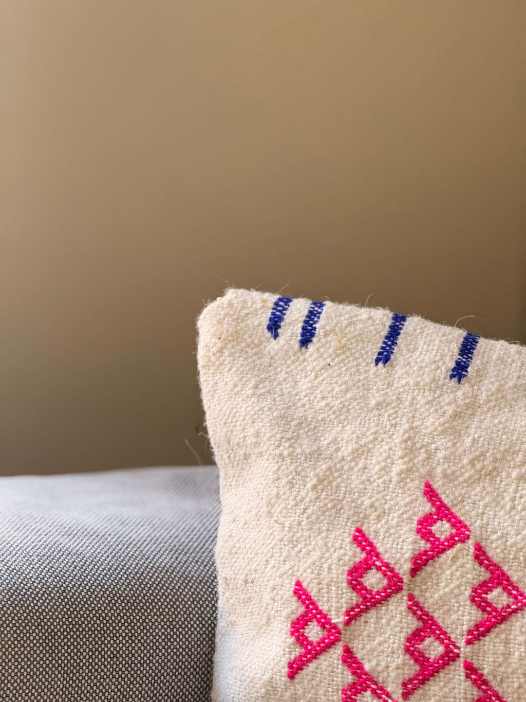 Amazigh Pillow Cover | Handwoven Wool | PW35 - Tissire Atelier - PW35