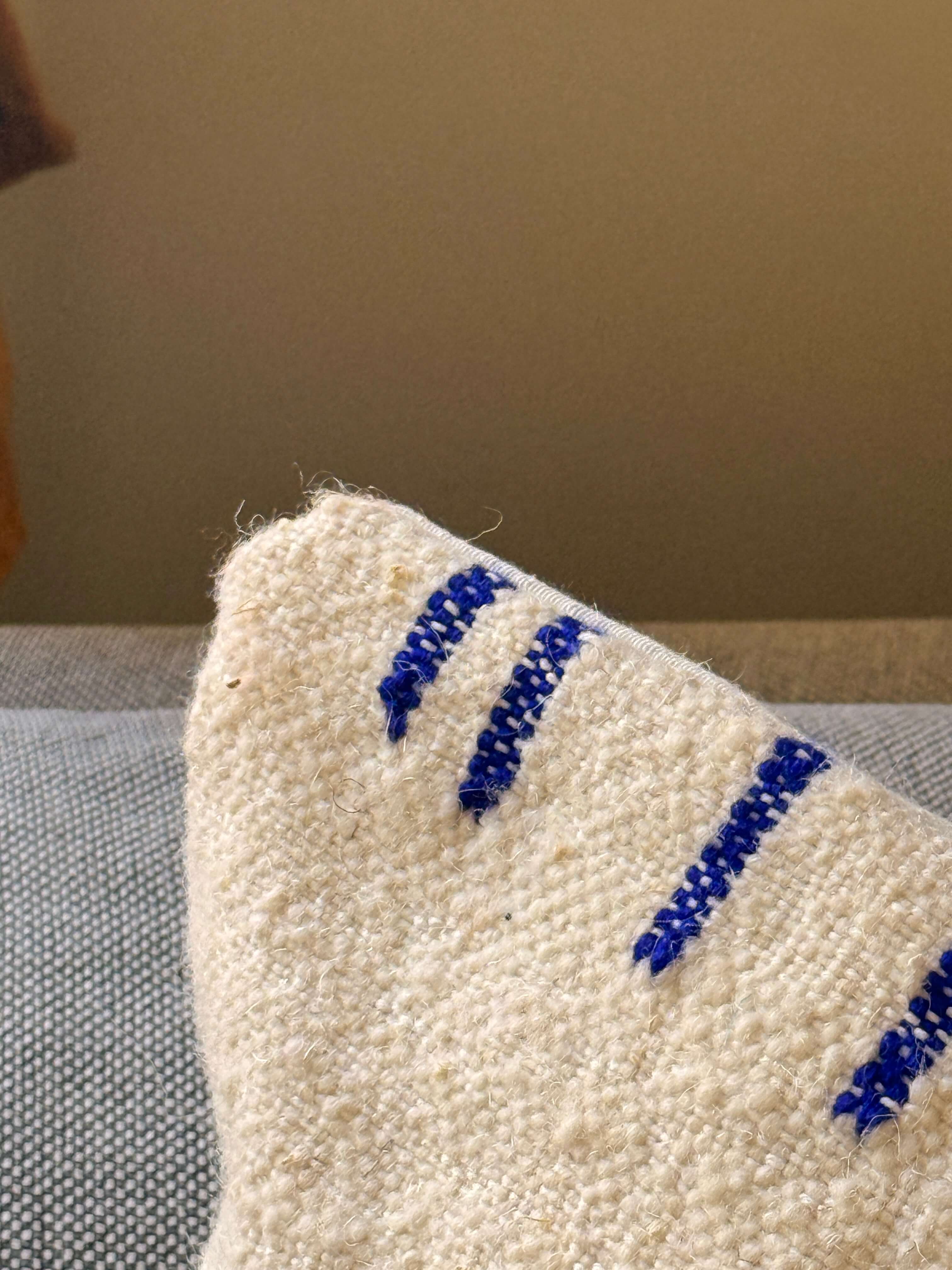 Amazigh Pillow Cover | Handwoven Wool | PW35 - Tissire Atelier - PW35