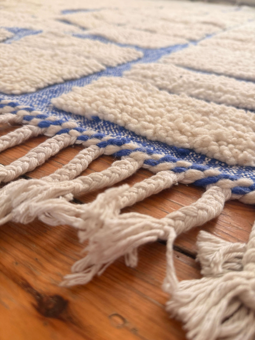 Azrag | Large Handwoven Beni Mrirt Rug | Cream and Blue - Tissire Atelier - 