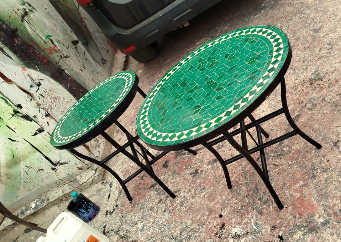 Menta at Ø 50 and Ø 60 cm, photographed together in the workshop