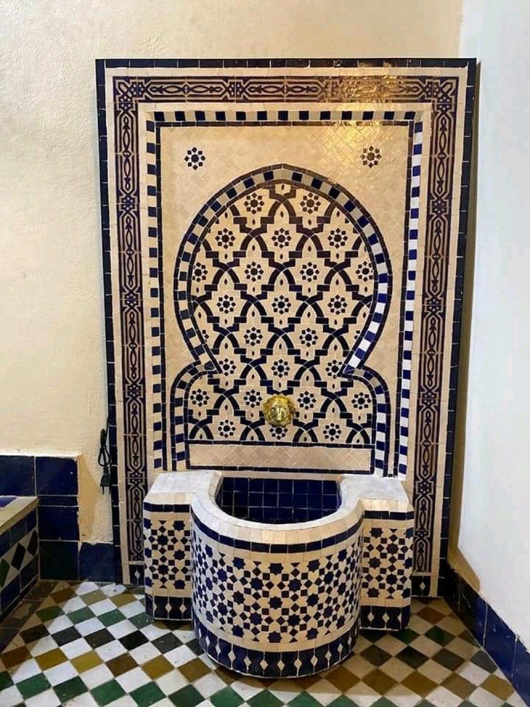 Brunnen in der Werkstatt in Salé